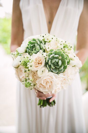 Tulum wedding flowers 10