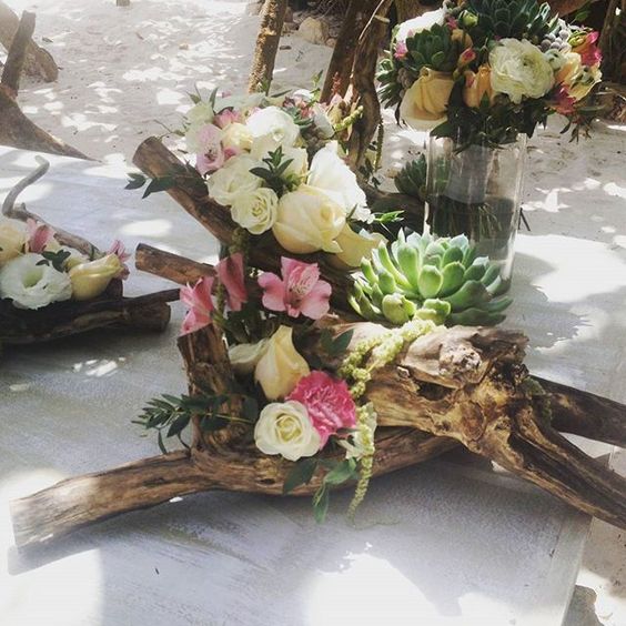 Tulum wedding flowers 17